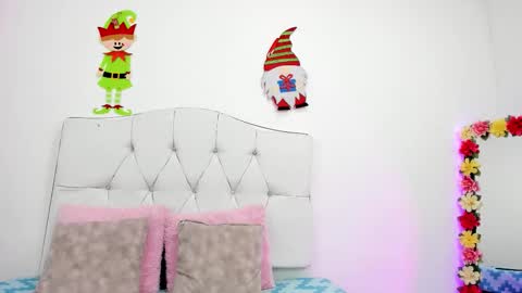 Celeste - Derek online show from 01-09-26, 07:26