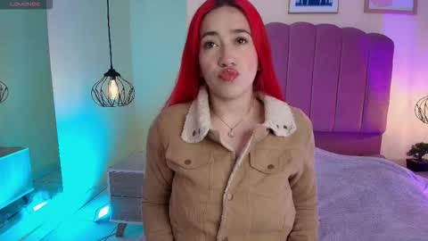 Snapshot of celestee15_ chatting on 11-08-25, 11:21 Celeste online show from 11-08-25, 11:21