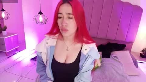 Snapshot of celestee15_ chatting on 11-18-25, 11:25 Celeste online show from 11-18-25, 11:25