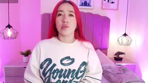 Snapshot of celestee15_ chatting on 11-19-25, 11:21 Celeste online show from 11-19-25, 11:21