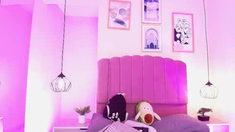 Snapshot of celestee15_ chatting on 11-24-25, 11:43 Celeste online show from 11-24-25, 11:43