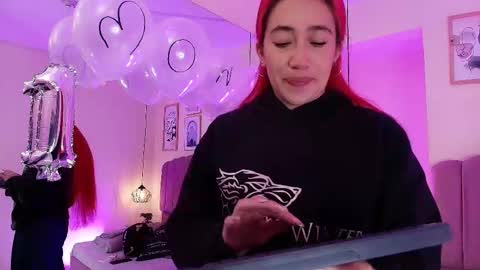 Snapshot of celestee15_ chatting on 11-28-25, 11:35 Celeste online show from 11-28-25, 11:35