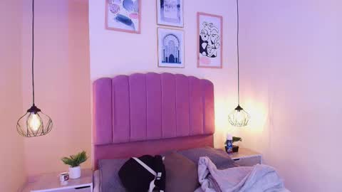 Snapshot of celestee15_ chatting on 12-04-25, 11:19 Celeste online show from 12-04-25, 11:19