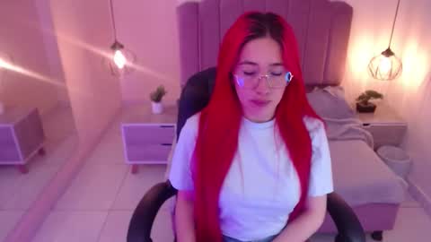 Snapshot of celestee15_ chatting on 12-16-25, 11:48 Celeste online show from 12-16-25, 11:48