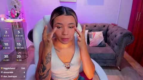 Snapshot of celestee_rain chatting on 09-20-25, 11:22 celestee_rain online show from 09-20-25, 11:22