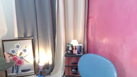 Snapshot of celestial_joannah chatting on 10-28-25, 05:33 merry joannah online show from 10-28-25, 05:33