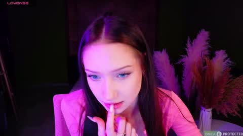 elin online show from 11-23-25, 06:35