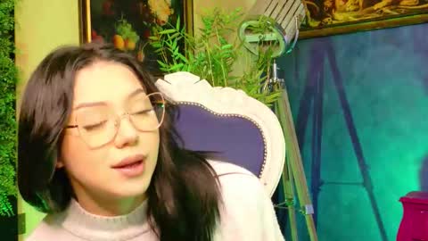 celinelow online show from 09-19-25, 05:31