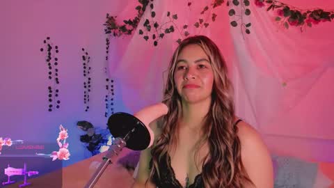 Hello guys my name is Sofi and Lizzie and  Vanessa online show from 11-28-25, 02:58