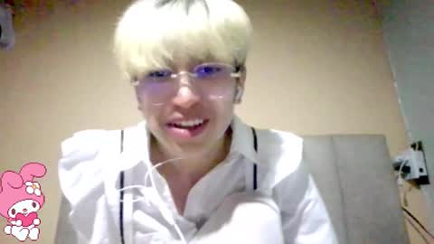 Cherry online show from 10-09-25, 04:43