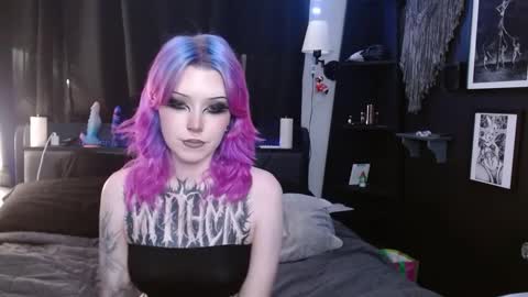 Snapshot of cerianex chatting on 01-25-25, 11:32 Averi online show from 01-25-25, 11:32