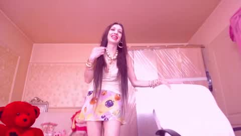 Cerise online show from 02-09-25, 11:46