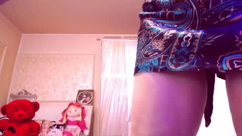 Cerise online show from 09-17-25, 11:28