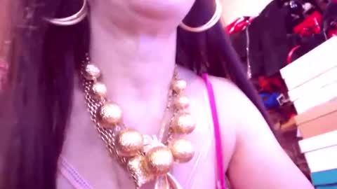 Cerise online show from 12-20-25, 12:51