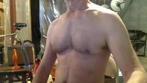 Snapshot of cfnmworkout1 chatting on 02-27-25, 07:04 cfnmworkout1 online show from 02-27-25, 07:04
