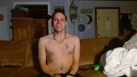 cguffey2284 online show from 01-04-25, 08:28