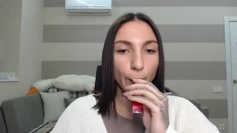Kate online show from 01-08-25, 10:26