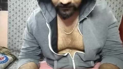 Snapshot of chadipluskhangarh chatting on 12-17-25, 11:05 Stormydick online show from 12-17-25, 11:05