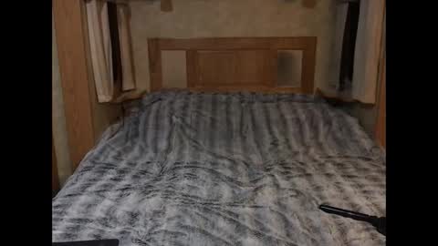 chadwhitexxx online show from 01-17-26, 02:05