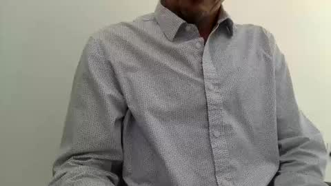 Snapshot of chagaschoo chatting on 10-29-25, 06:42 Chags online show from 10-29-25, 06:42