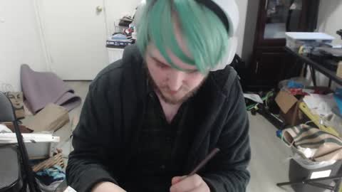 Snapshot of chainkink chatting on 12-22-24, 12:28 Chain Kink online show from 12-22-24, 12:28