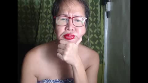 Snapshot of champaka123 chatting on 12-15-24, 12:51 champaka online show from 12-15-24, 12:51