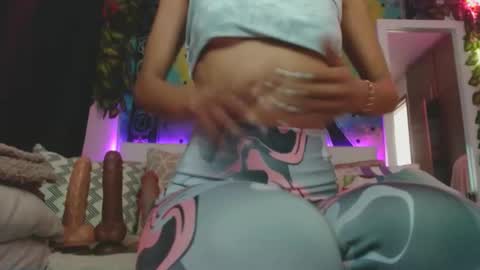 Chanel M. online show from 10-17-25, 08:33