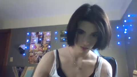 Snapshot of chanel2002 chatting on 03-04-25, 06:39 chanel2002 online show from 03-04-25, 06:39