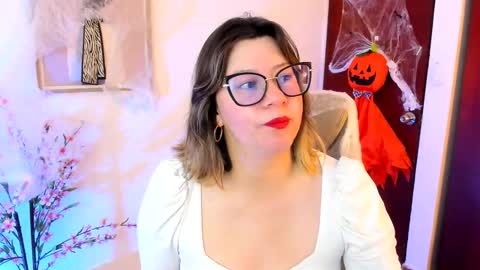 chanell online show from 10-17-25, 01:25