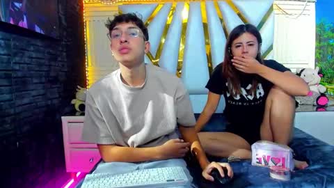 Chanellandmax online show from 11-23-25, 01:33