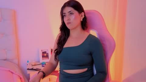 Chanell online show from 10-13-25, 10:32