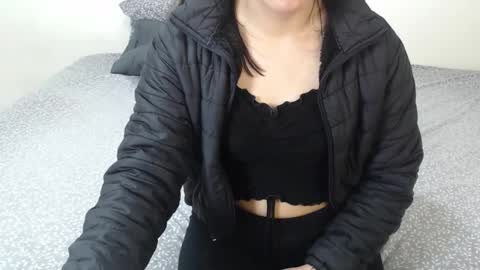 Snapshot of chanelsexyy chatting on 09-21-25, 10:00 Viviana 3 online show from 09-21-25, 10:00