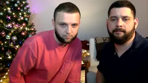 Snapshot of change340 chatting on 12-10-24, 01:22 TATS AND TANNED online show from 12-10-24, 01:22