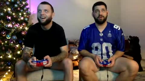 Snapshot of change340 chatting on 12-12-24, 01:32 TATS AND TANNED online show from 12-12-24, 01:32