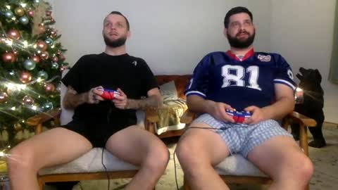 Snapshot of change340 chatting on 12-22-24, 03:00 TATS AND TANNED online show from 12-22-24, 03:00