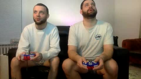 Snapshot of change340 chatting on 01-31-25, 03:20 TATS AND TANNED online show from 01-31-25, 03:20