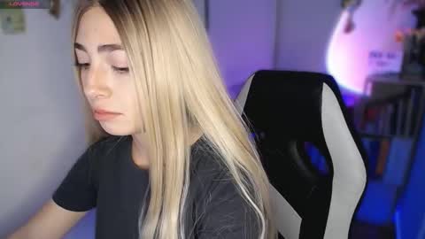 channel_blonde_a online show from 10-15-25, 05:07