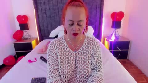 Snapshot of channelfox__ chatting on 02-17-26, 08:04 Channelfox online show from 02-17-26, 08:04