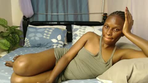 Chantel online show from 01-04-25, 02:03