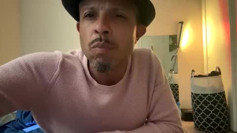 Snapshot of chaone11 chatting on 11-18-25, 10:09 chaone11 online show from 11-18-25, 10:09