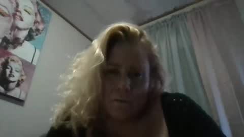 Snapshot of chaosangel33 chatting on 12-30-24, 01:03 Ms. Behaving online show from 12-30-24, 01:03