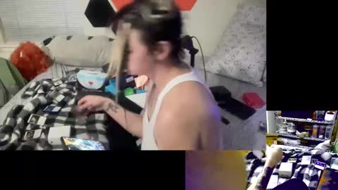 Snapshot of chapelwaste chatting on 03-05-25, 04:24 Chapel Waste online show from 03-05-25, 04:24