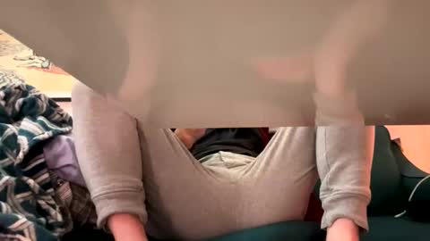 Snapshot of chappellm0an chatting on 12-05-25, 02:14 Chappell online show from 12-05-25, 02:14