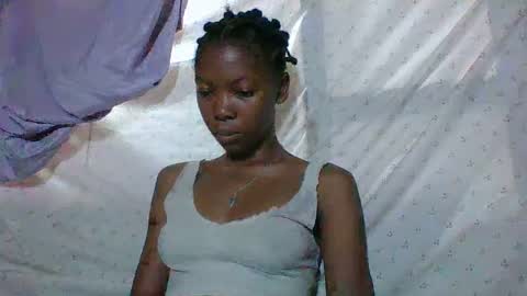 Snapshot of chariola0101 chatting on 03-05-25, 01:42 chariola0101 online show from 03-05-25, 01:42