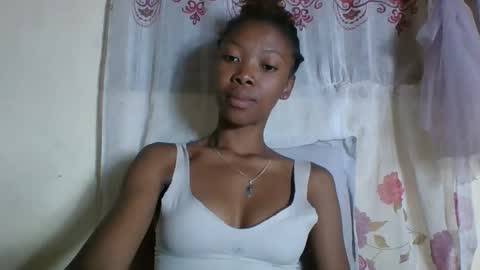 Snapshot of chariola0101 chatting on 03-09-25, 08:29 chariola0101 online show from 03-09-25, 08:29