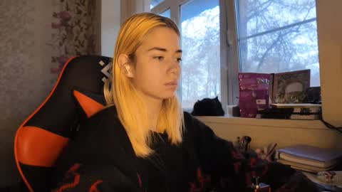 Nancy online show from 11-27-25, 08:05