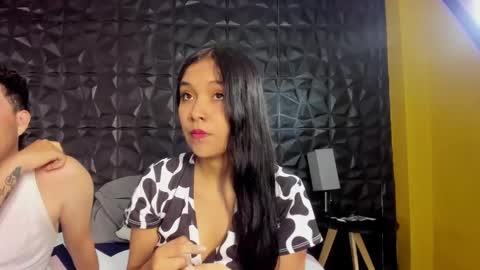 CHARLES Y ROXY.  online show from 01-17-25, 12:42