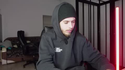 Snapshot of charles_sins chatting on 02-19-25, 04:22 CHARLES SINS online show from 02-19-25, 04:22