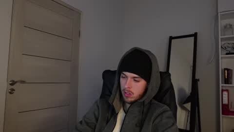 Snapshot of charles_sins chatting on 03-01-25, 03:27 CHARLES SINS online show from 03-01-25, 03:27