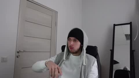 Snapshot of charles_sins chatting on 03-03-25, 01:42 CHARLES SINS online show from 03-03-25, 01:42